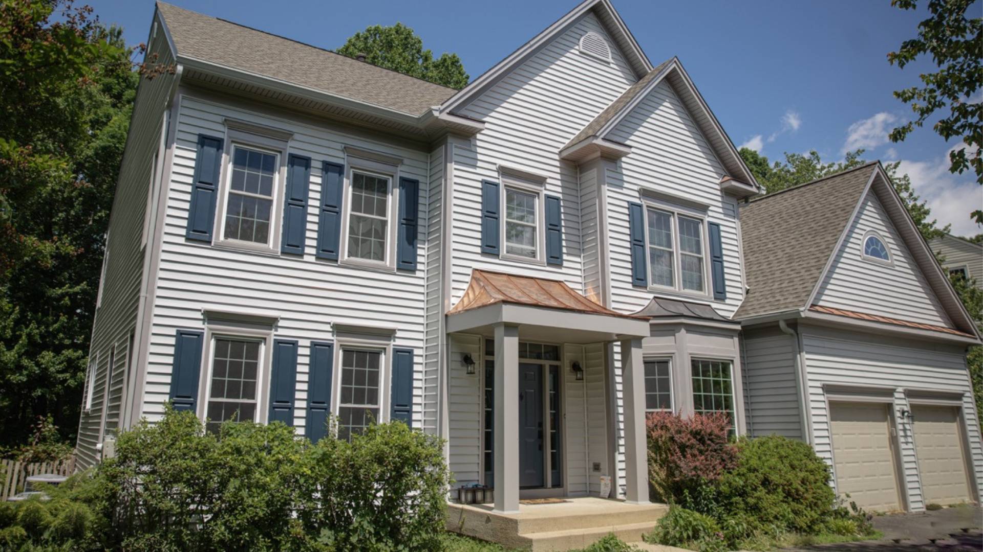 Fairfax home with new windows, siding, and doors by Presidential Exteriors