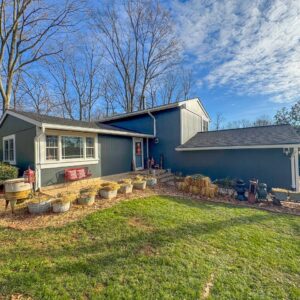 hardie siding installation and gutter replacement project in fairfax