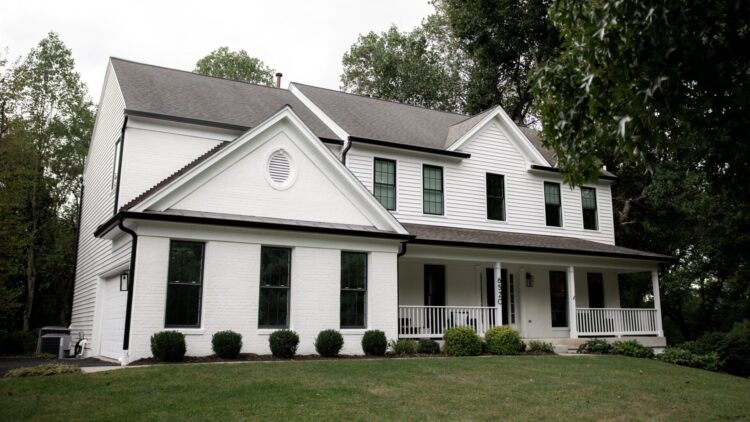 What Really Happens During a Roofing Estimate With Presidential Exteriors